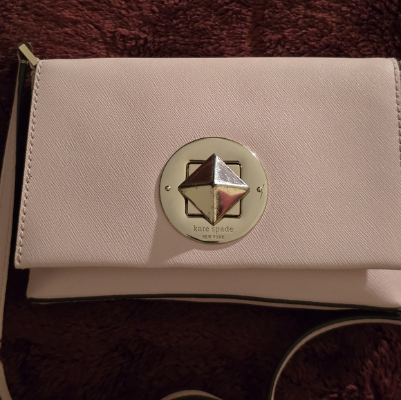 Kate Spade Newbury Lane Sally Crossbody. Saffiano Leather. EUC - Picture 1 of 16